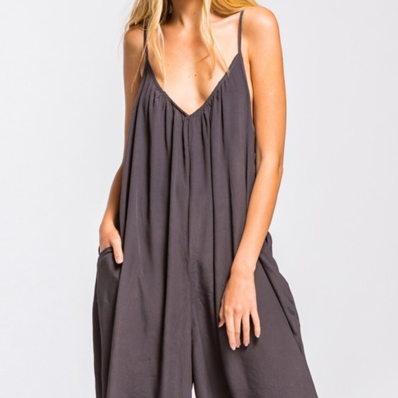 Last 1‼️ Spaghetti Strap Jumpsuit - Picture 2 of 5